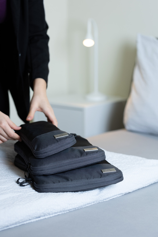 TROIKA Reise-Kompressionstaschen Set BLUE CYCLE PACKING CUBES