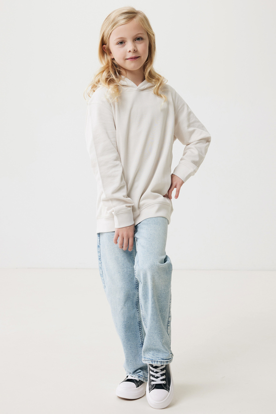 Iqoniq Yengo KidsHoodie mit Seitentaschen aus rec. Baumwolle